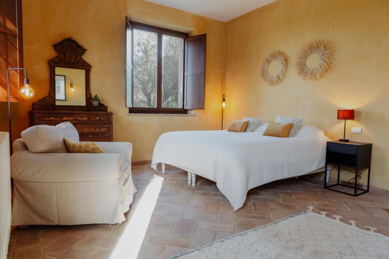 Agriturismo Qui Voglio 蒙特罗伯托 外观 照片