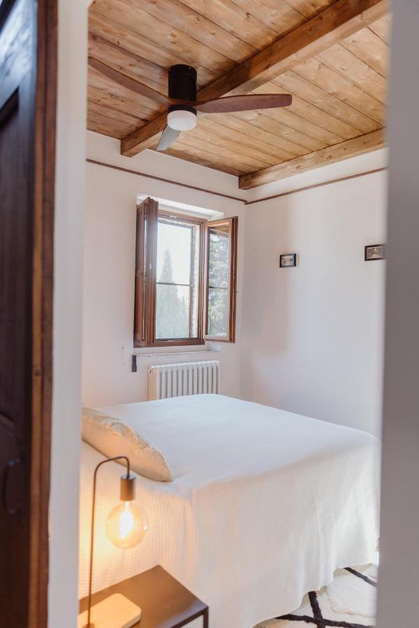 Agriturismo Qui Voglio 蒙特罗伯托 外观 照片