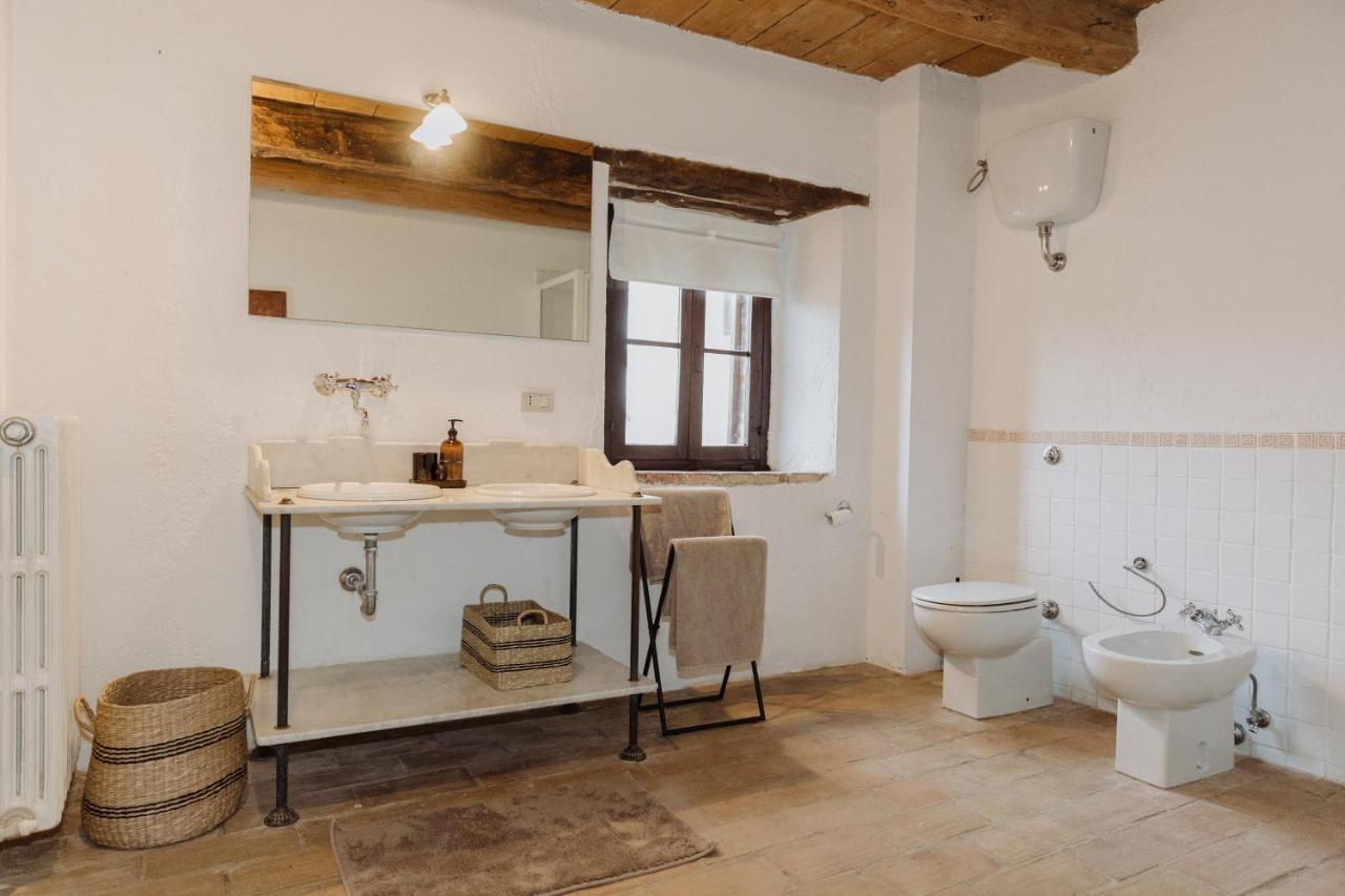 Agriturismo Qui Voglio 蒙特罗伯托 外观 照片